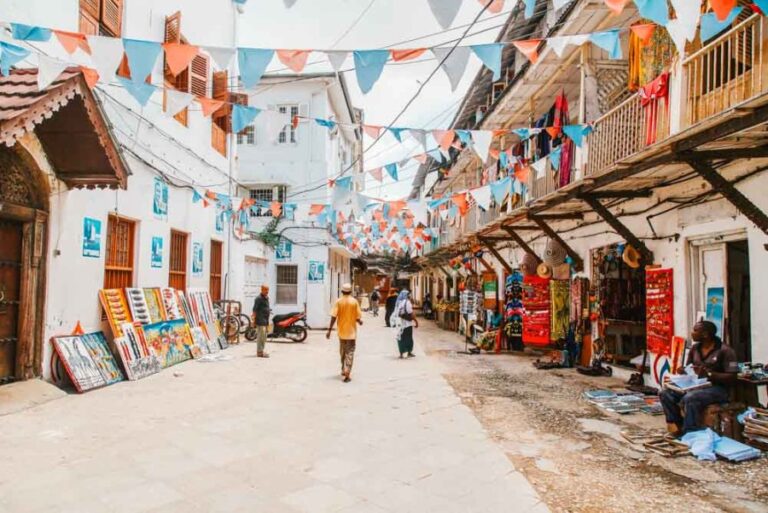 Exclusive-Travel-Tips-for-Zanzibar-Stone-Town-1